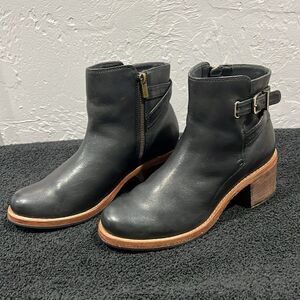 🔥🔥 CLARKS Clarkdale Jax Ankle Boots Booties Women’s Sz 7.5M Black Leather - EU